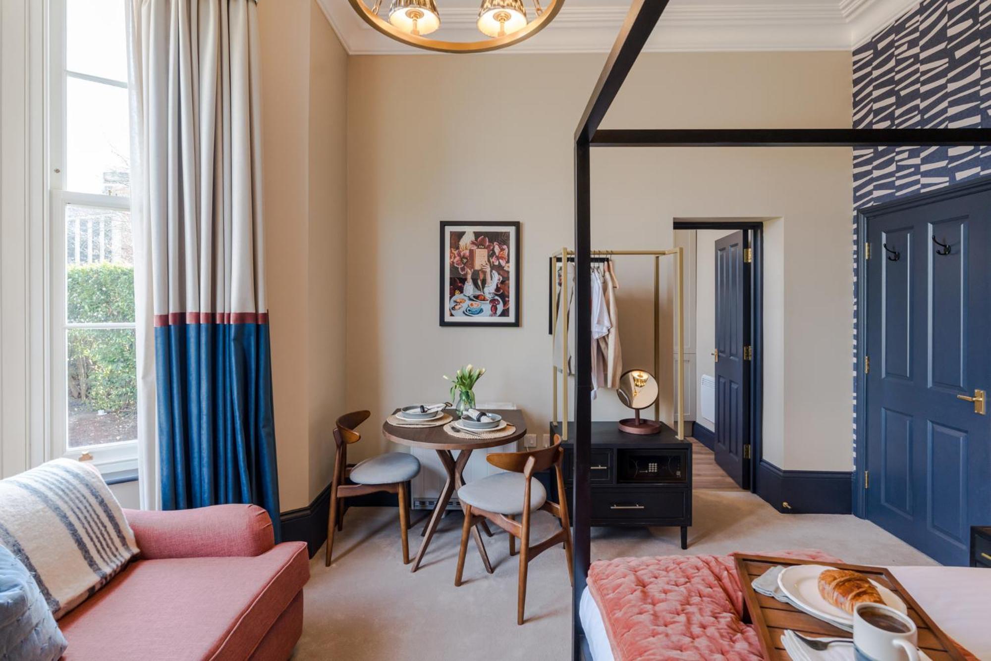 Pembroke House I Your Apartment 브리스틀 객실 사진